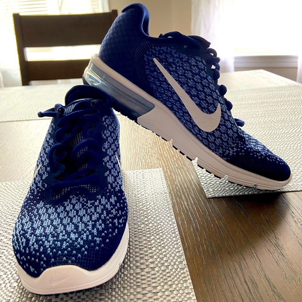 Boys Brand New Nike AirMax